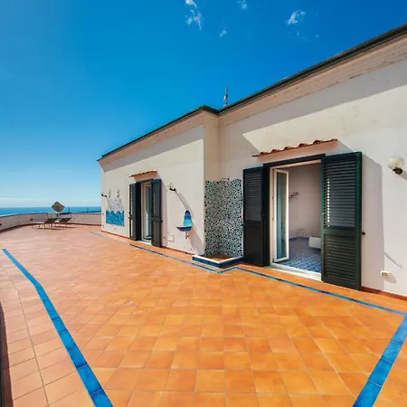 Yourhome - Lorena Maria House