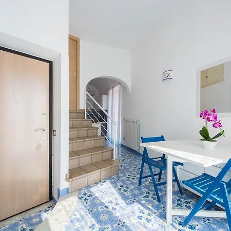 Yourhome - Lorena Maria House *